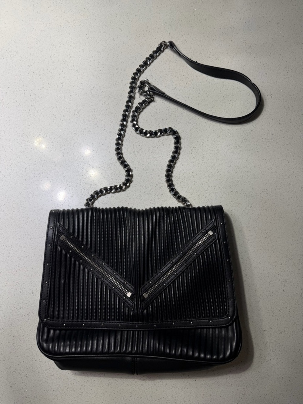 Zara Black Quilted Chain-Strap Shoulder Bag